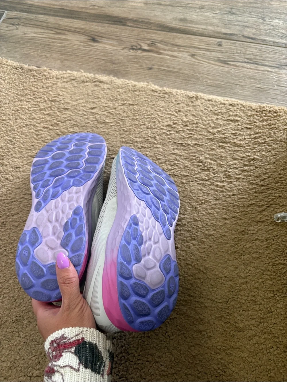 New Balance White and Pink Women's Athletic Shoes - Picture 3 of 3